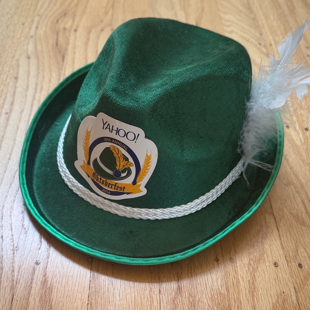 Yahoo oktoberfest hat